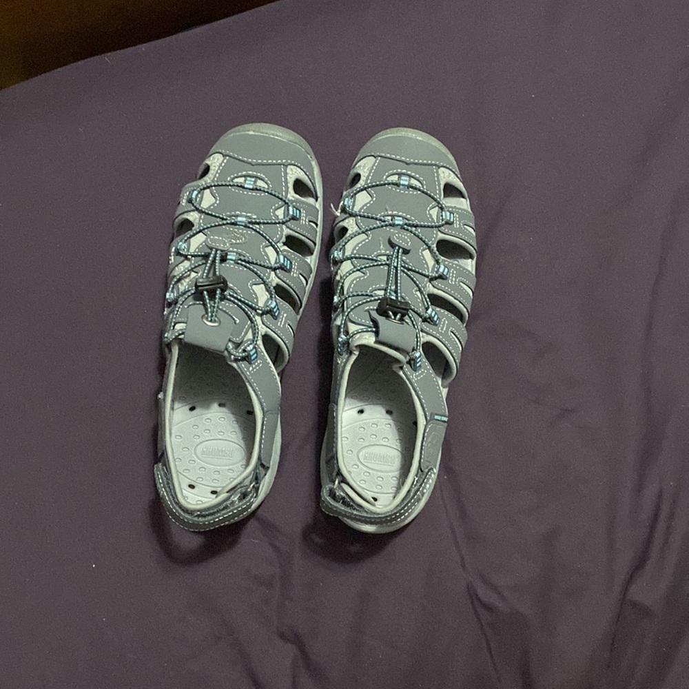 Water sandals. Never worn. Ladies size 9, but the fit more like a 9.5. - Picture 5 of 5